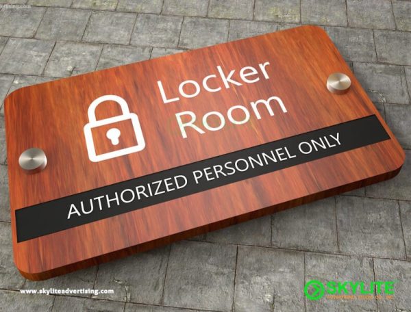 door sign locker room purewood 1
